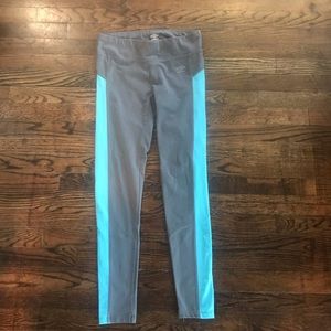 Umbro gray and turquoise leggings